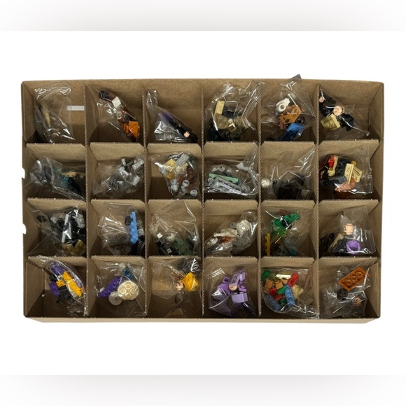 2022 Lego Harry Potter Advent Calendar #76404 Retired Lego 24 Piece - Picture 4 of 4